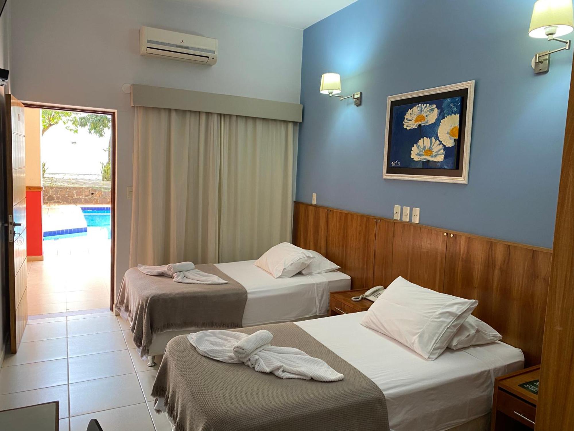 Terwindt Hotel Encarnacion Luaran gambar