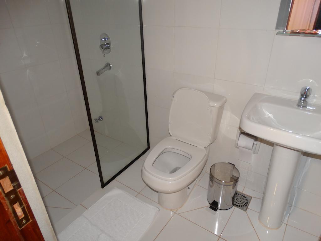 Terwindt Hotel Encarnacion Bilik gambar