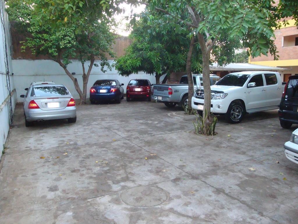 Terwindt Hotel Encarnacion Luaran gambar